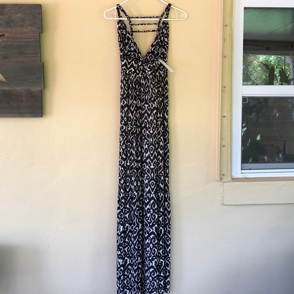 Never worn Black and White maxi dress - Picture 2 of 6